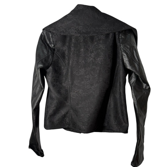 G by Guess Elizabetta Lace PU Jacket – Paisley Print – NWT - Picture 8 of 11